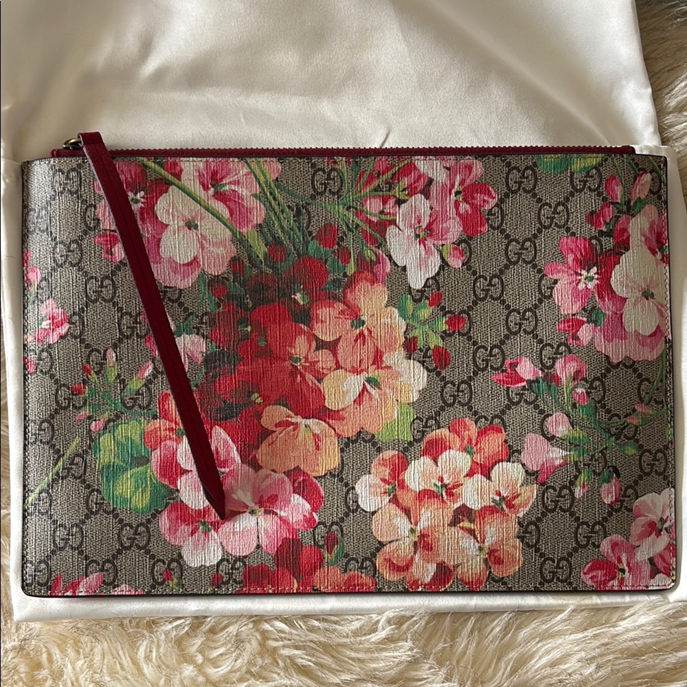 Gucci floral clutch